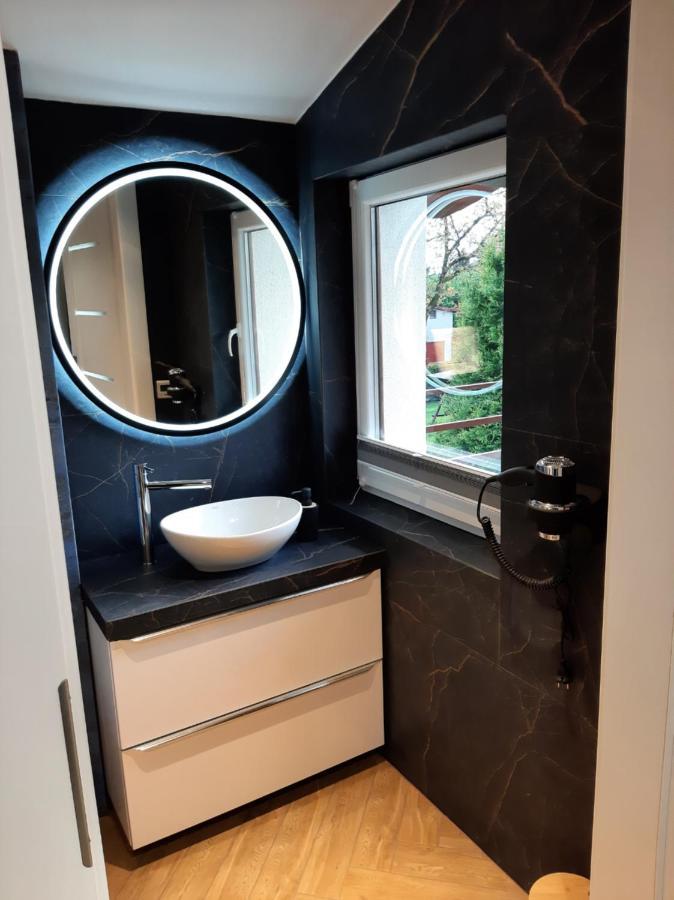 Apartament Willa Pod Sosnami Zator Przeciszow 외부 사진
