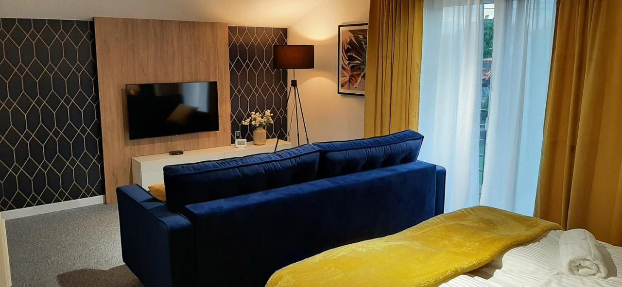 Apartament Willa Pod Sosnami Zator Przeciszow 외부 사진